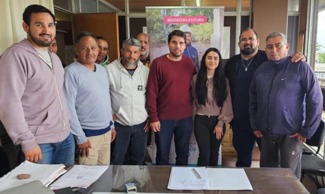 Screenshot_20251111_160142_WhatsApp